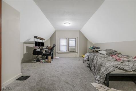 594-598 Blaine Avenue Akron OH 44310