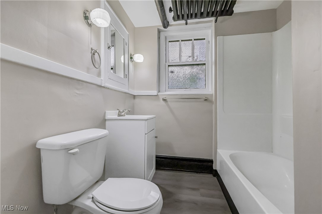 594-598 Blaine Avenue Akron OH 44310