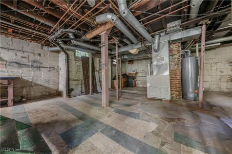 594-598 Blaine Avenue Akron OH 44310