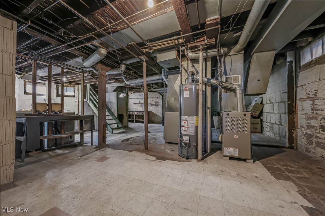 594-598 Blaine Avenue Akron OH 44310