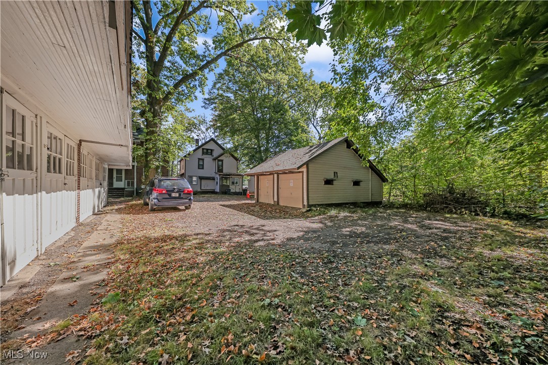 594-598 Blaine Avenue Akron OH 44310