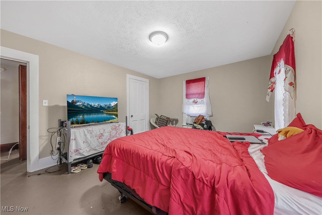 594-598 Blaine Avenue Akron OH 44310