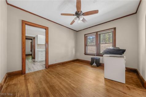 594-598 Blaine Avenue Akron OH 44310