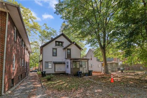 594-598 Blaine Avenue Akron OH 44310