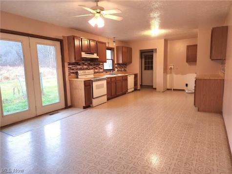 10345 Marne Road Nashport OH 43830