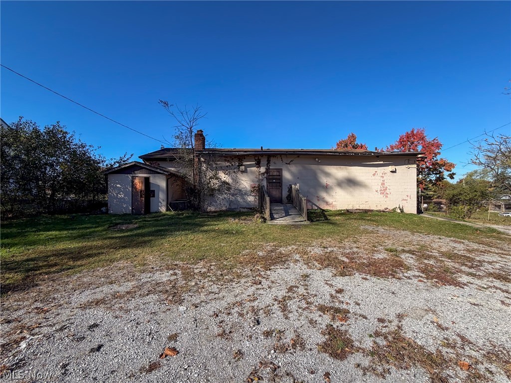 2225 Glenwood Avenue Youngstown OH 44511