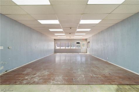 105/107/109 E Ohio Avenue Sebring OH 44672