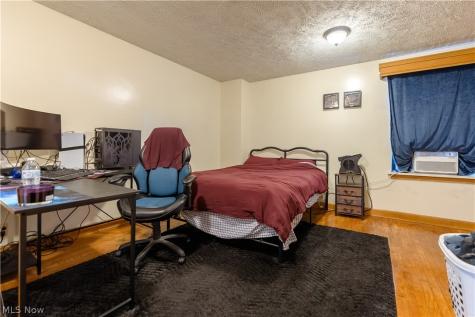 105/107/109 E Ohio Avenue Sebring OH 44672
