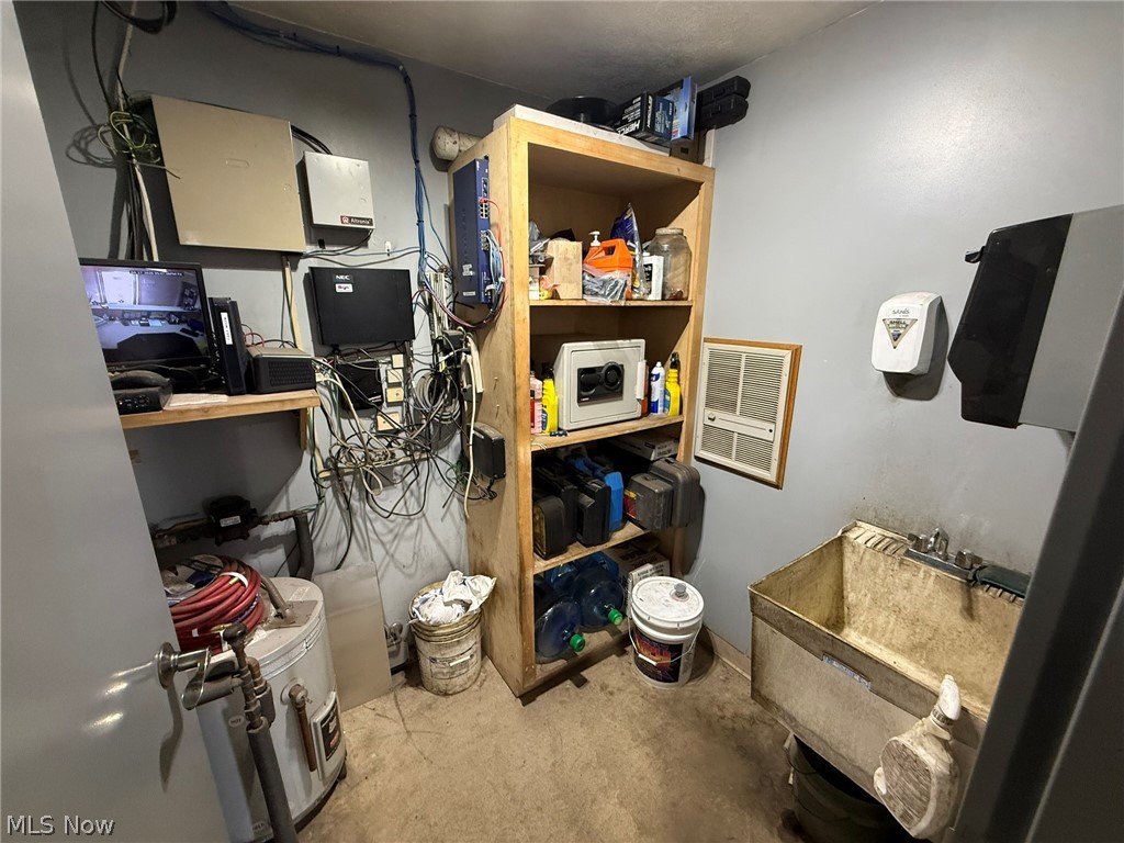 1 Dennison Yard Circle Dennison OH 44621