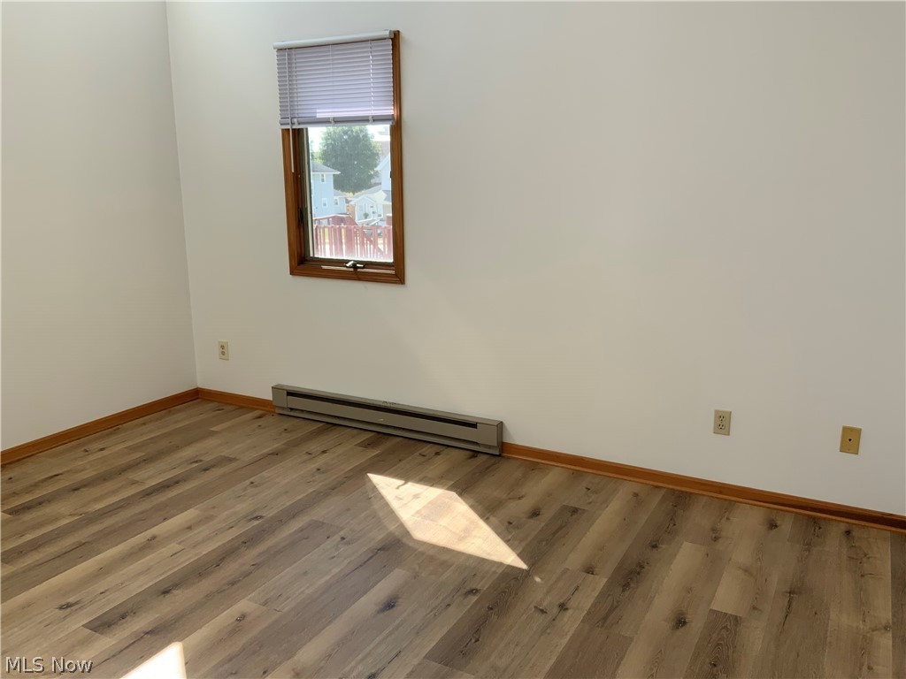 30 Cecil Street NE Navarre OH 44662
