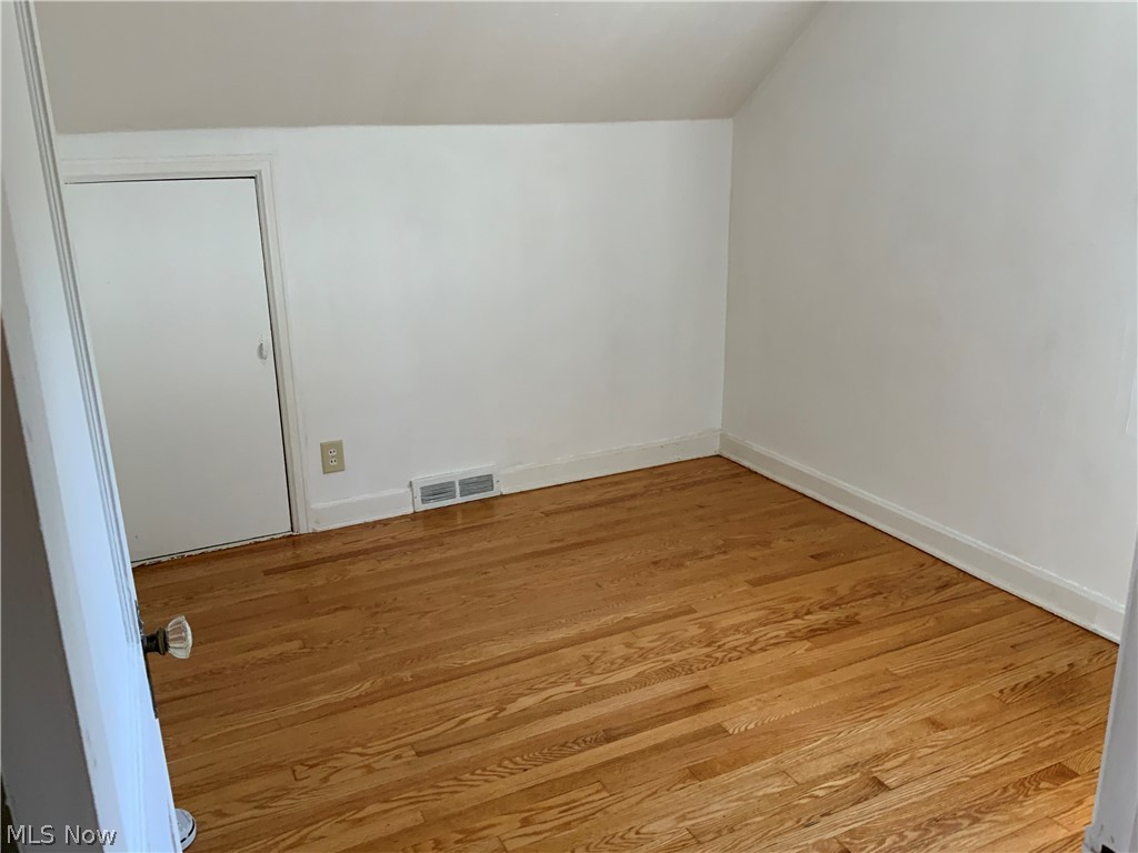 30 Cecil Street NE Navarre OH 44662