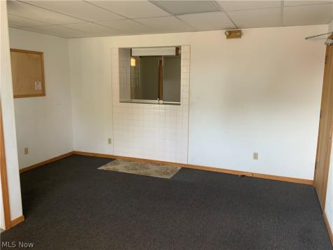 30 Cecil Street NE Navarre OH 44662