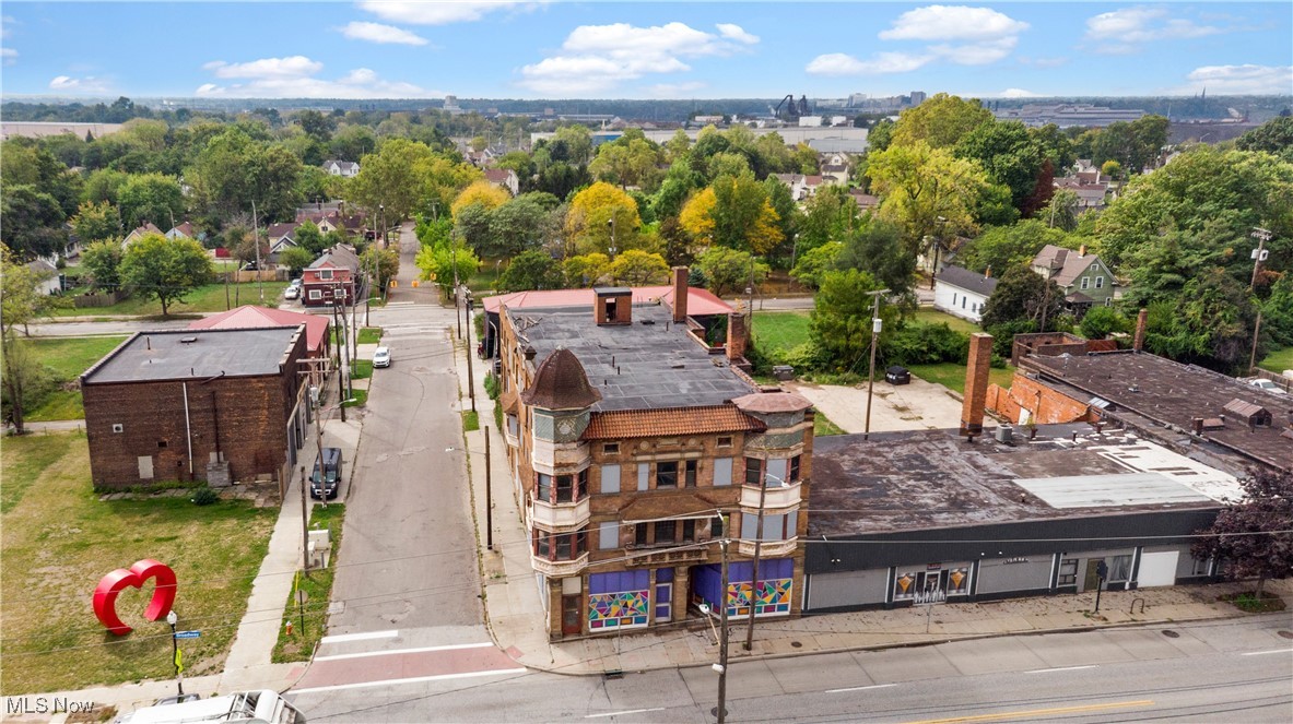 5217 Broadway Avenue Cleveland OH 44127