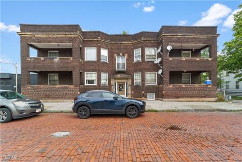 5217 Broadway Avenue Cleveland OH 44127