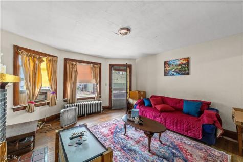 5217 Broadway Avenue Cleveland OH 44127