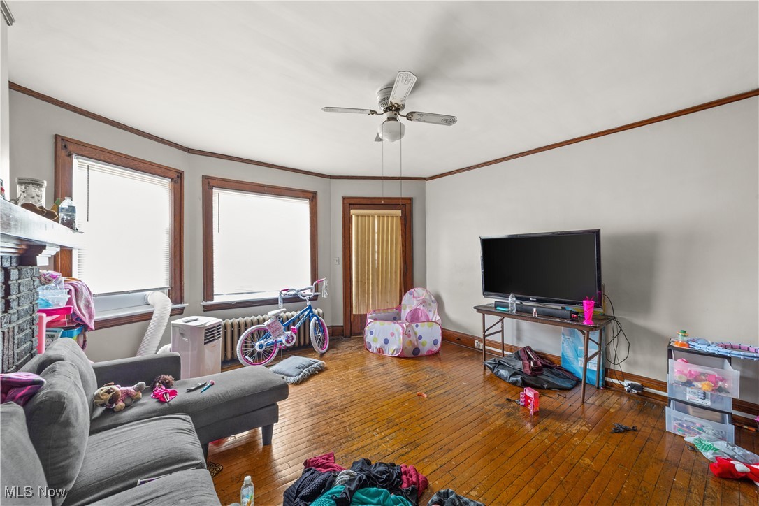 5217 Broadway Avenue Cleveland OH 44127