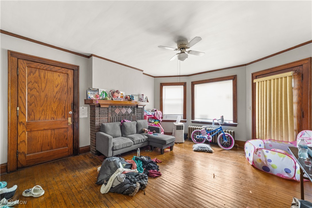 5217 Broadway Avenue Cleveland OH 44127