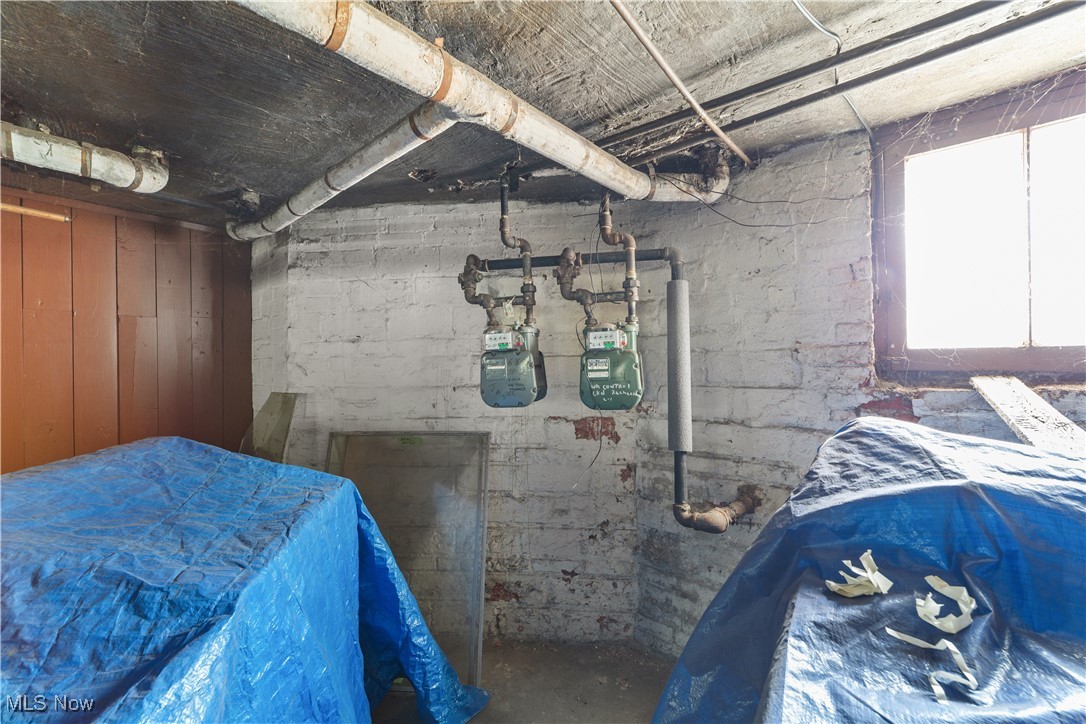 5217 Broadway Avenue Cleveland OH 44127