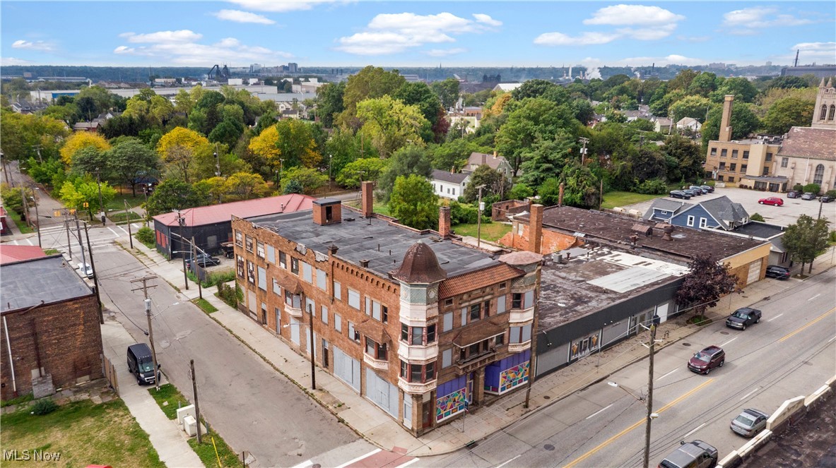 5217 Broadway Avenue Cleveland OH 44127