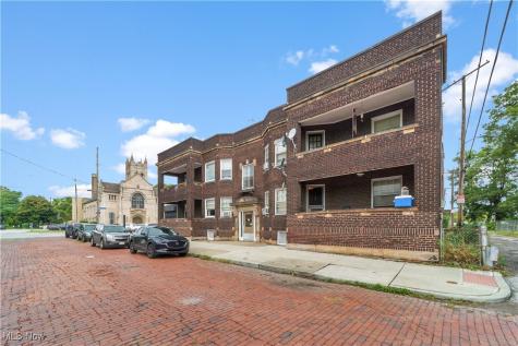 5217 Broadway Avenue Cleveland OH 44127