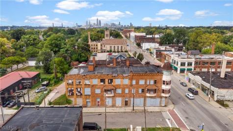 5217 Broadway Avenue Cleveland OH 44127