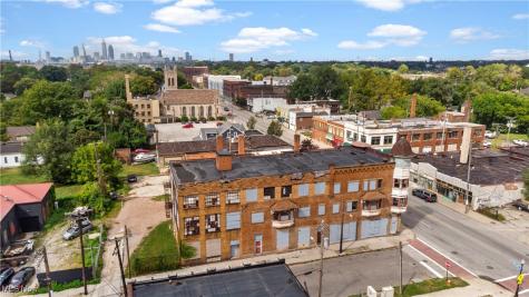5217 Broadway Avenue Cleveland OH 44127