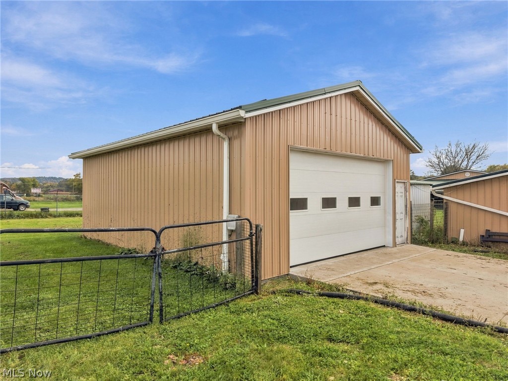 6157 Alliance Road NW Malvern OH 44644