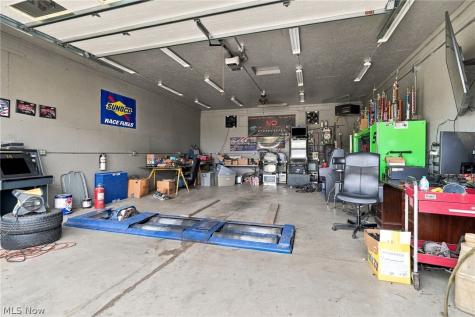 6157 Alliance Road NW Malvern OH 44644