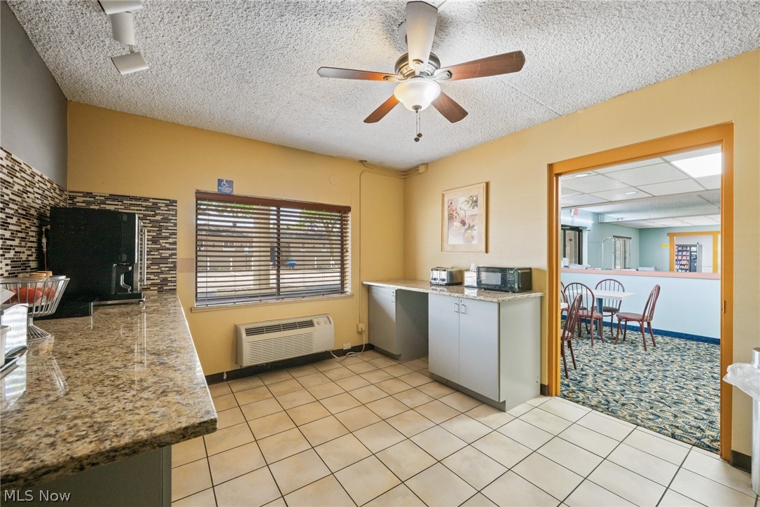 1704 E Perry Street Port Clinton OH 43452