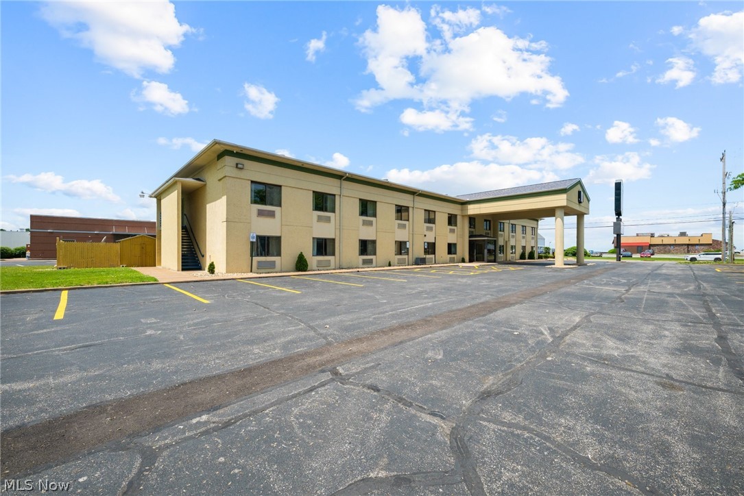 1704 E Perry Street Port Clinton OH 43452
