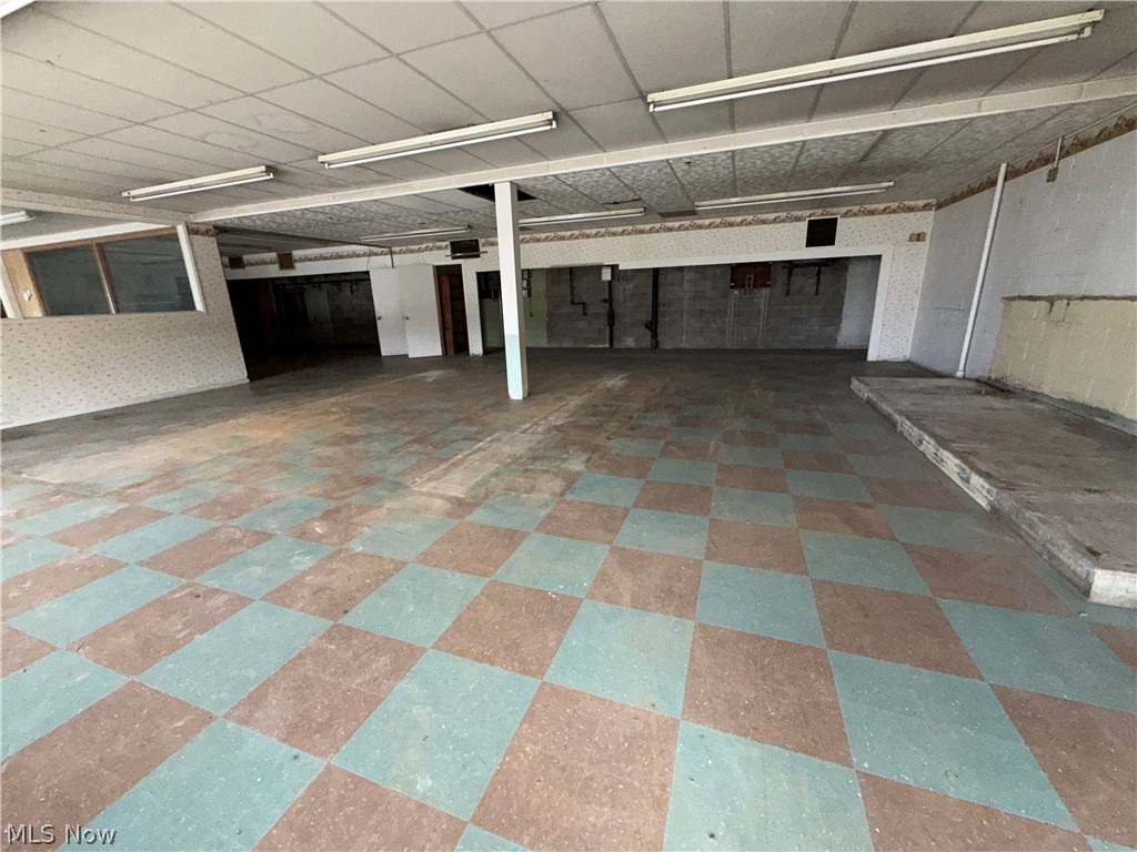 805 Denman Avenue Coshocton OH 43812