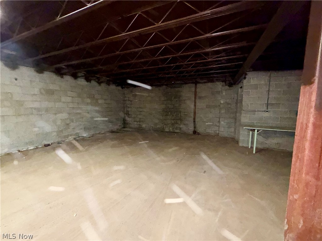 805 Denman Avenue Coshocton OH 43812