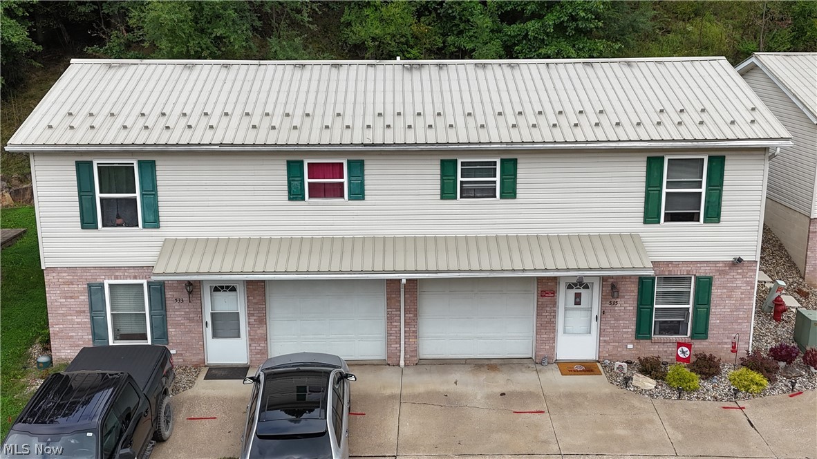 527 Ridge Avenue NE New Philadelphia OH 44663
