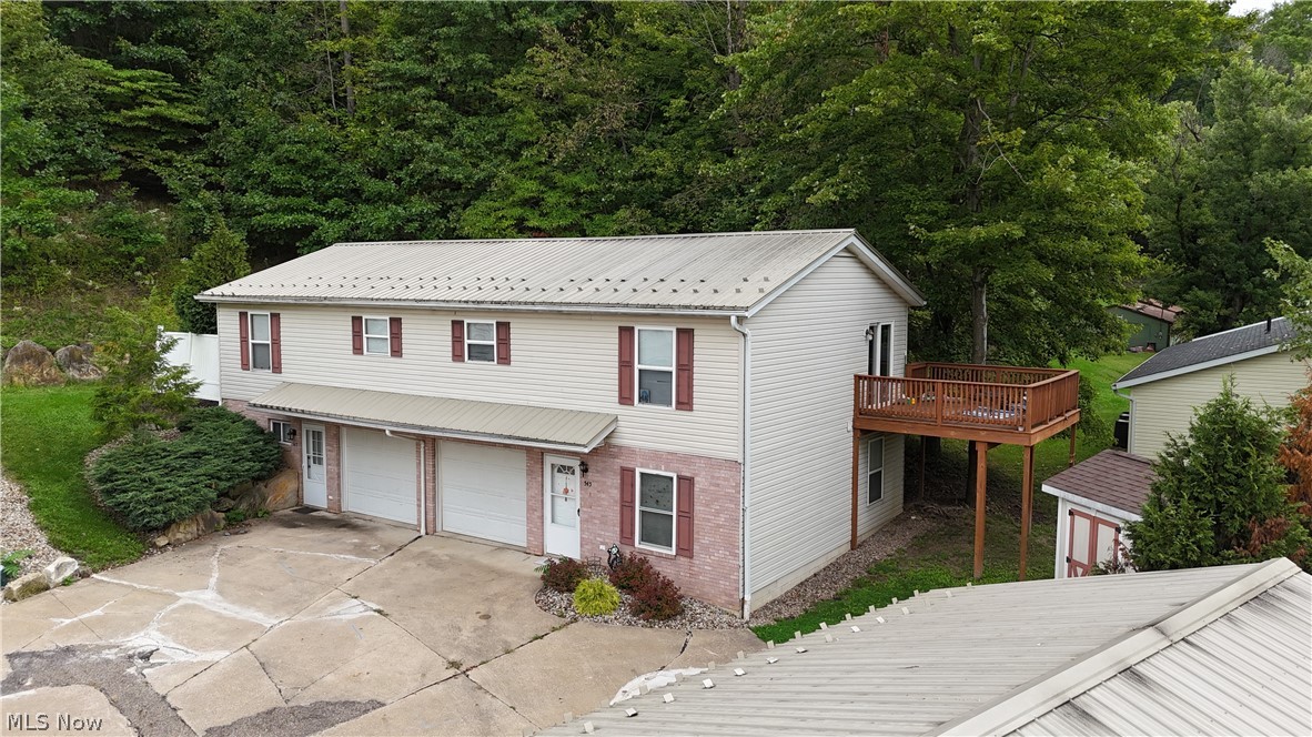 527 Ridge Avenue NE New Philadelphia OH 44663
