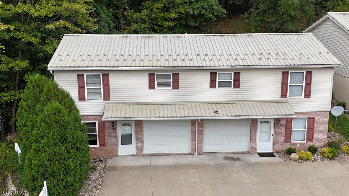 527 Ridge Avenue NE New Philadelphia OH 44663