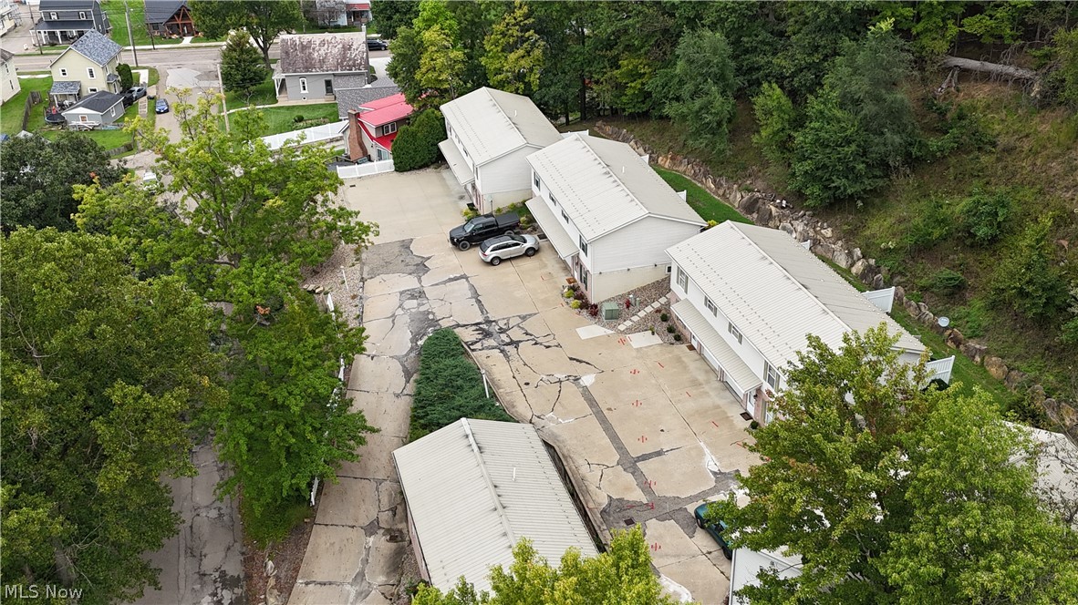 527 Ridge Avenue NE New Philadelphia OH 44663