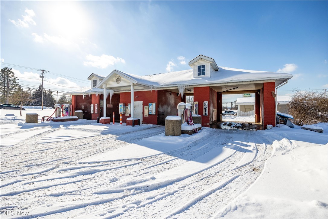 247 W Aurora Road Northfield OH 44067