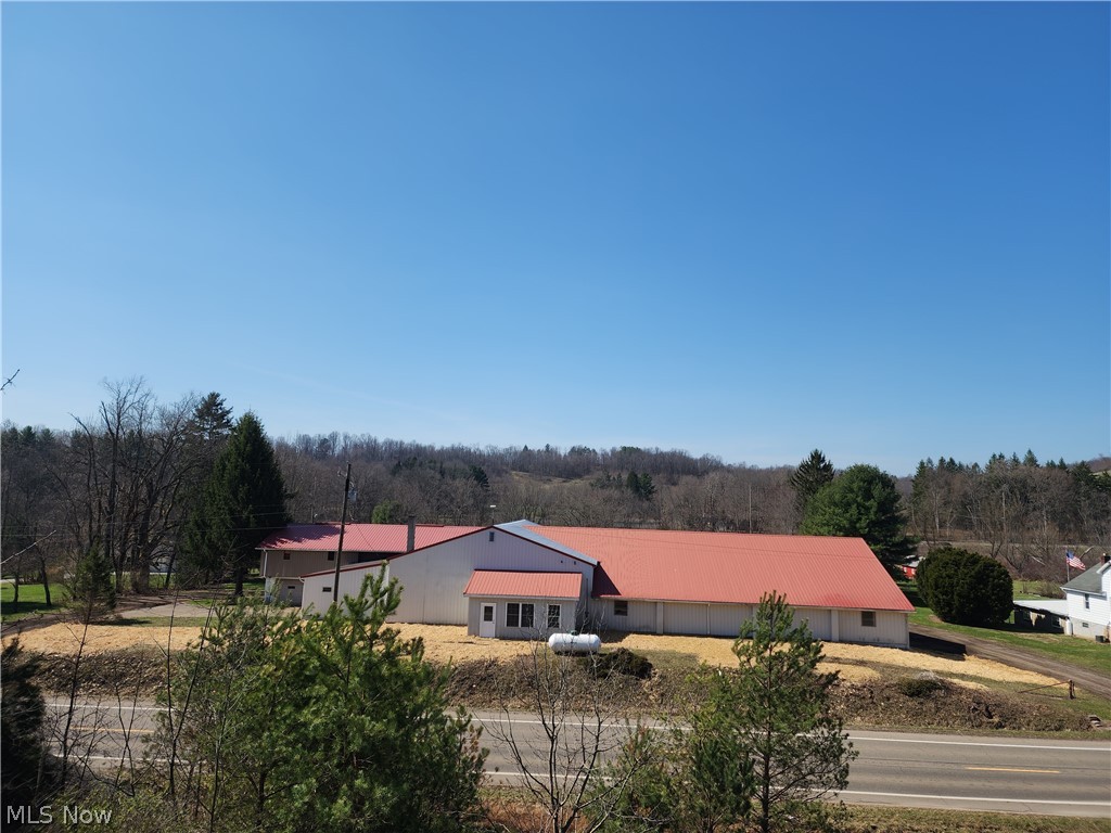 12870 Lincoln Street SE Paris OH 44669