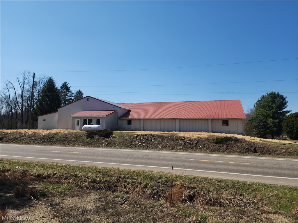 12870 Lincoln Street SE Paris OH 44669