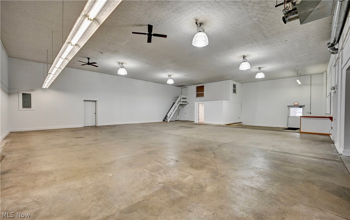 12870 Lincoln Street SE Paris OH 44669