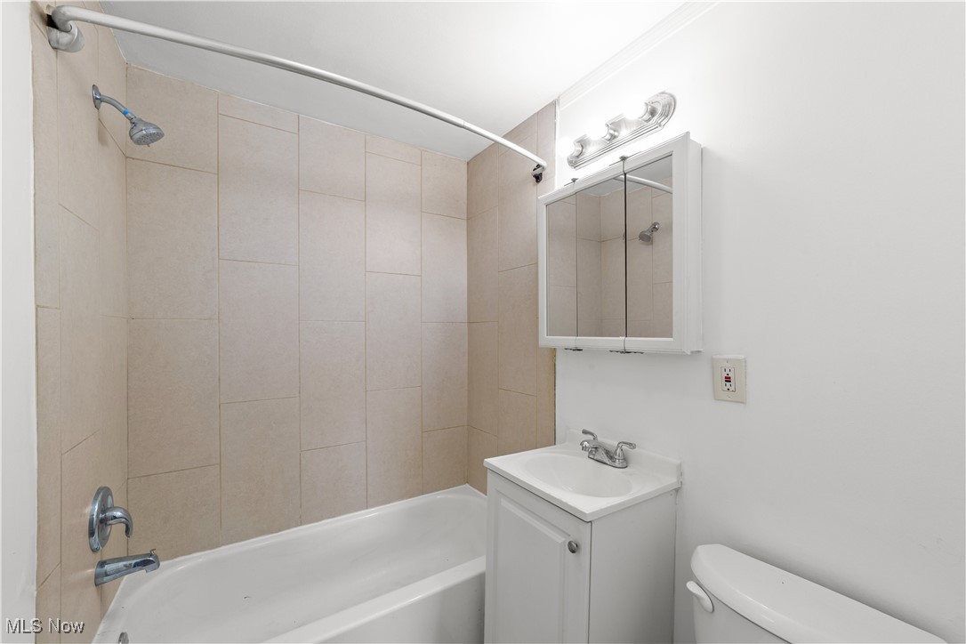 522 Clearview Drive Euclid OH 44123