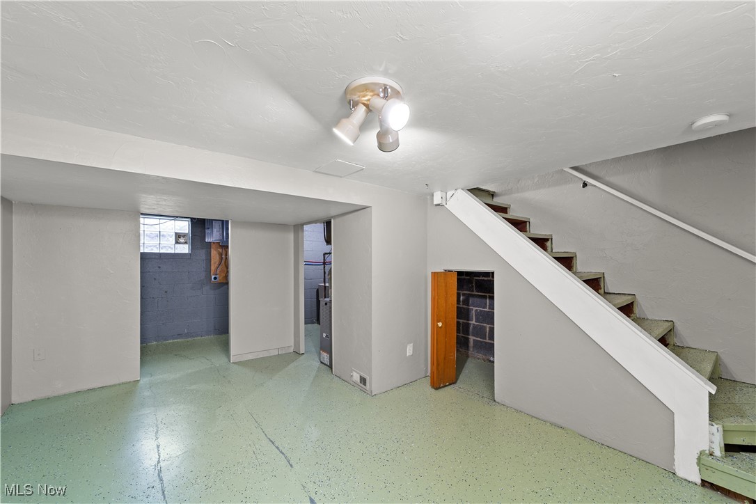 522 Clearview Drive Euclid OH 44123