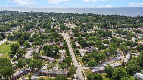 522 Clearview Drive Euclid OH 44123