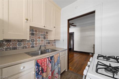 12015 Clifton Boulevard Lakewood OH 44017