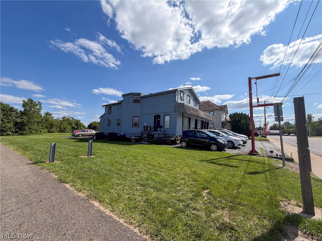 622 Elm Road Warren OH 44481