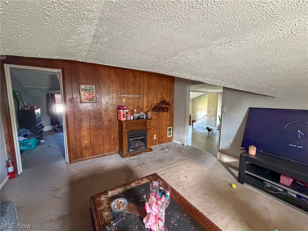 622 Elm Road Warren OH 44481