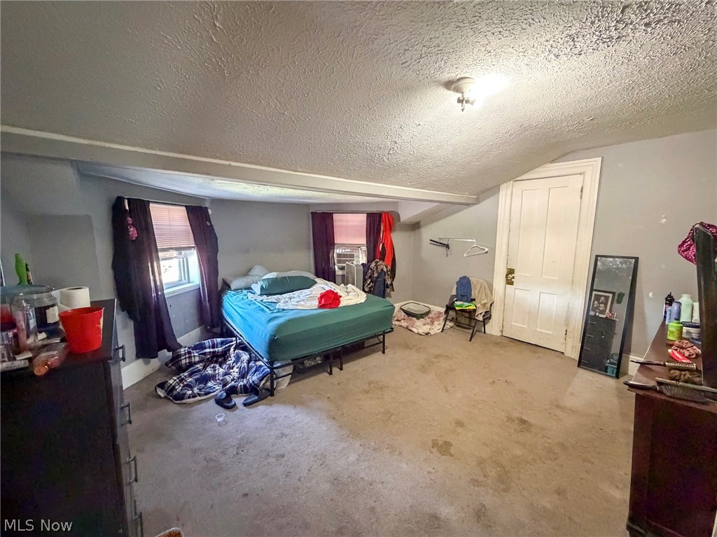 622 Elm Road Warren OH 44481