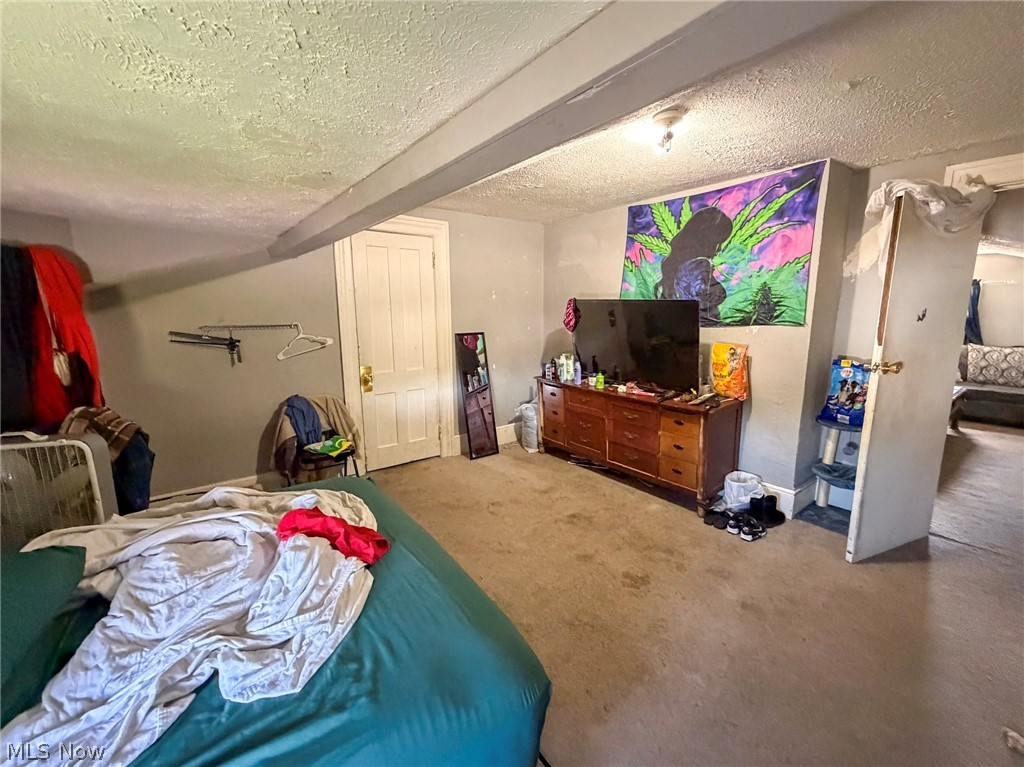 622 Elm Road Warren OH 44481