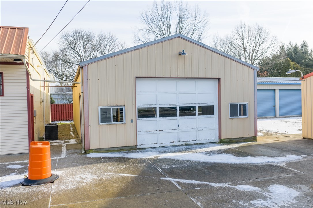 1414 E High Avenue New Philadelphia OH 44663
