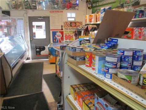 4324 Warner Road Cleveland OH 44105